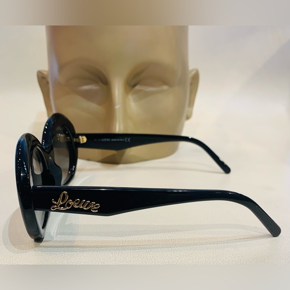 New LOEWE Sunglasses - Picture 8 of 13